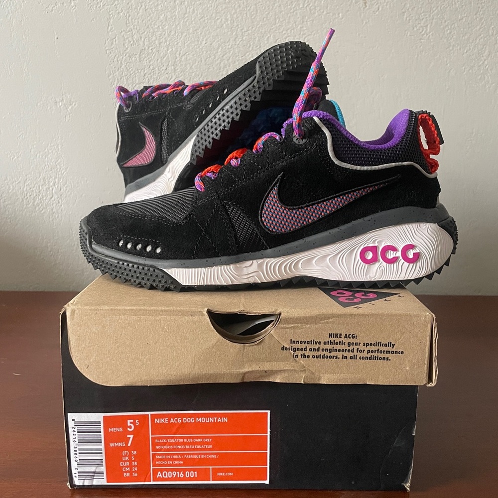 Nike ACG Dog Mountain: Black/Hyper Grape